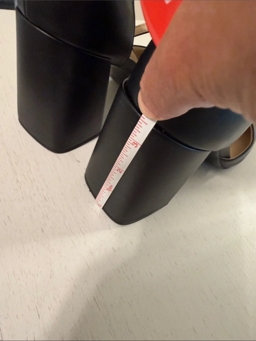 Marc Fisher Women’s Cyrene Black Cross-Strap Block Heel Pumps / Size 10 / NWOT